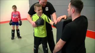 Kickboksen en MMA voor kinderen CFA IJsselstein [upl. by Sivek]