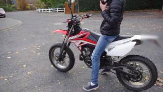 Tuto n°1  Comment passer ses vitesses sur une 50cc [upl. by Airotahs140]