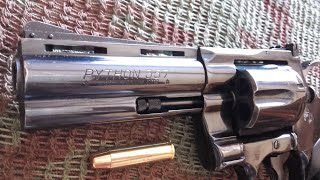 Tir Colt Python 4 pouces 357 Magnum [upl. by Abehs430]