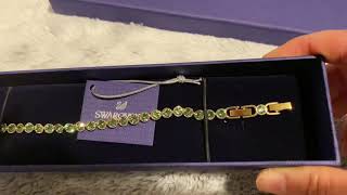 Swarovski TENNIS BRACELET green  how to open and close the bracelet [upl. by Ysset160]