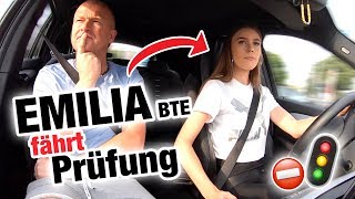 Praktische Führerscheinprüfung mit Emilia BTE 🤯  Fischer Academy [upl. by Jerol]