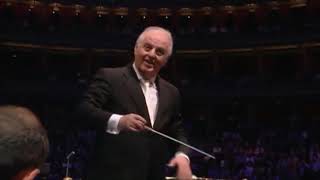 Barenboim Beethoven Symphony 1 and 2 [upl. by Nodarse]