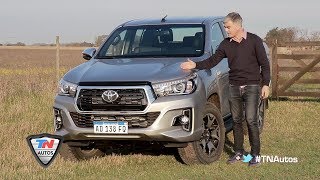 Toyota Hilux 2019 SRX 4x4 aut  Minitest  Matías Antico  TN Autos [upl. by Eniliuqcaj]