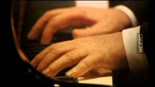 Beethoven Sonata N° 31 Daniel Barenboim [upl. by Eirrok]