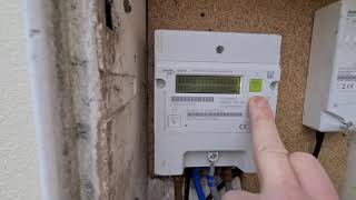 How to read the E470 Landis  Gyr electric meter [upl. by Darius]