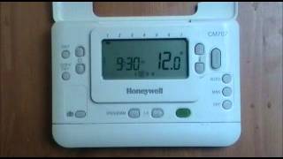 Honeywell CM707 Digital Programmable Room Thermostat user demonstration from AdvantageSW [upl. by Haizek376]