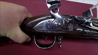 1795 Springfield Flintlock Musket  Military Heritage [upl. by Shauna]