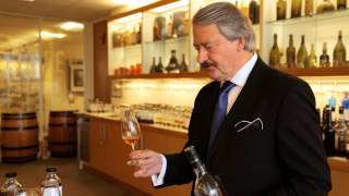 How to taste Whisky with Richard Paterson [upl. by Llerot]