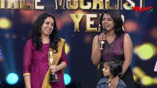 Sithara Krishnakumar singing Kangal Neeya at Mirchi Music Awards [upl. by Hootman430]