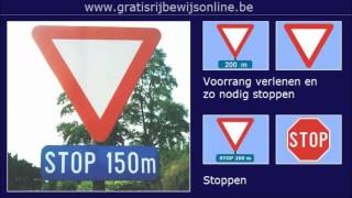 GRATIS RIJBEWIJS ONLINE 19 Rijbewijs B  KRUISPUNT  BORDEN VOORRANG [upl. by Greenfield]