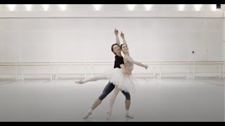 Marianela Núñez and Vadim Muntagirov in Nutcracker Pasdedeux [upl. by Leziar963]