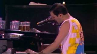 Bohemian Rhapsody Live at Wembley 11071986 [upl. by Oys]