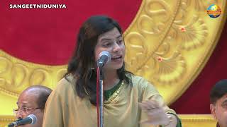 Kavita Tiwari  Kavi Sammelan  Non Stop  Moraribapu Ramkatha Raipur [upl. by Amolap]