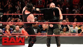 Kane brutalizes Braun Strowman with a steel chair Raw Nov 20 2017 [upl. by Fine]