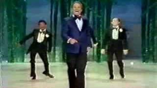 Bert Parks Sings Wings Let Em In 1976 Miss America [upl. by Morey]