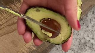 Como hacer aceite NATURAL de AGUACATE para la PIEL Y CABELLO [upl. by Warwick998]