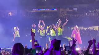 Australia Women Cricket Team dancing with Katy Perry  Ellyse Perry Molly Strano Sophie Molineux [upl. by Allimac]